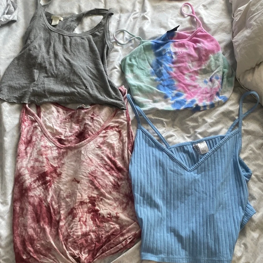 Tops - Picture 1 of 5